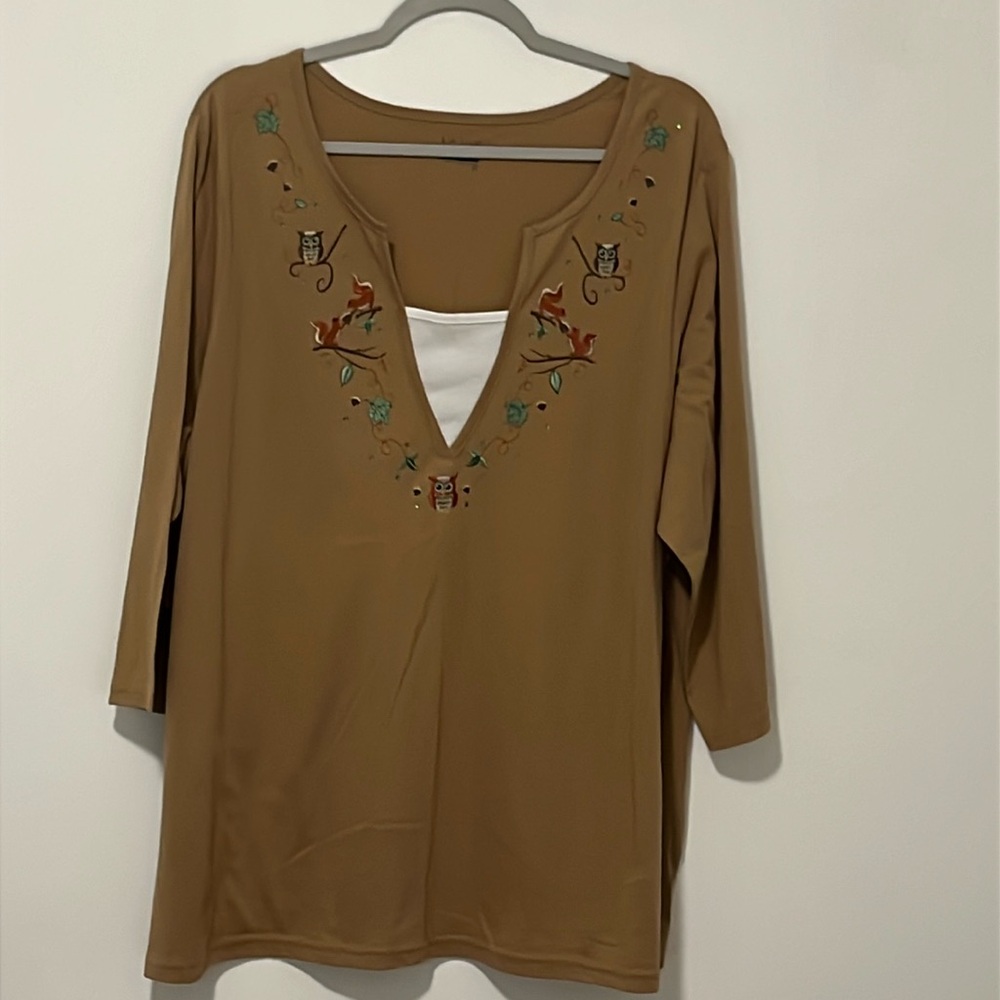 Dark caramel color, top, quarter length sleeves, V-neck, size3X, length 29”